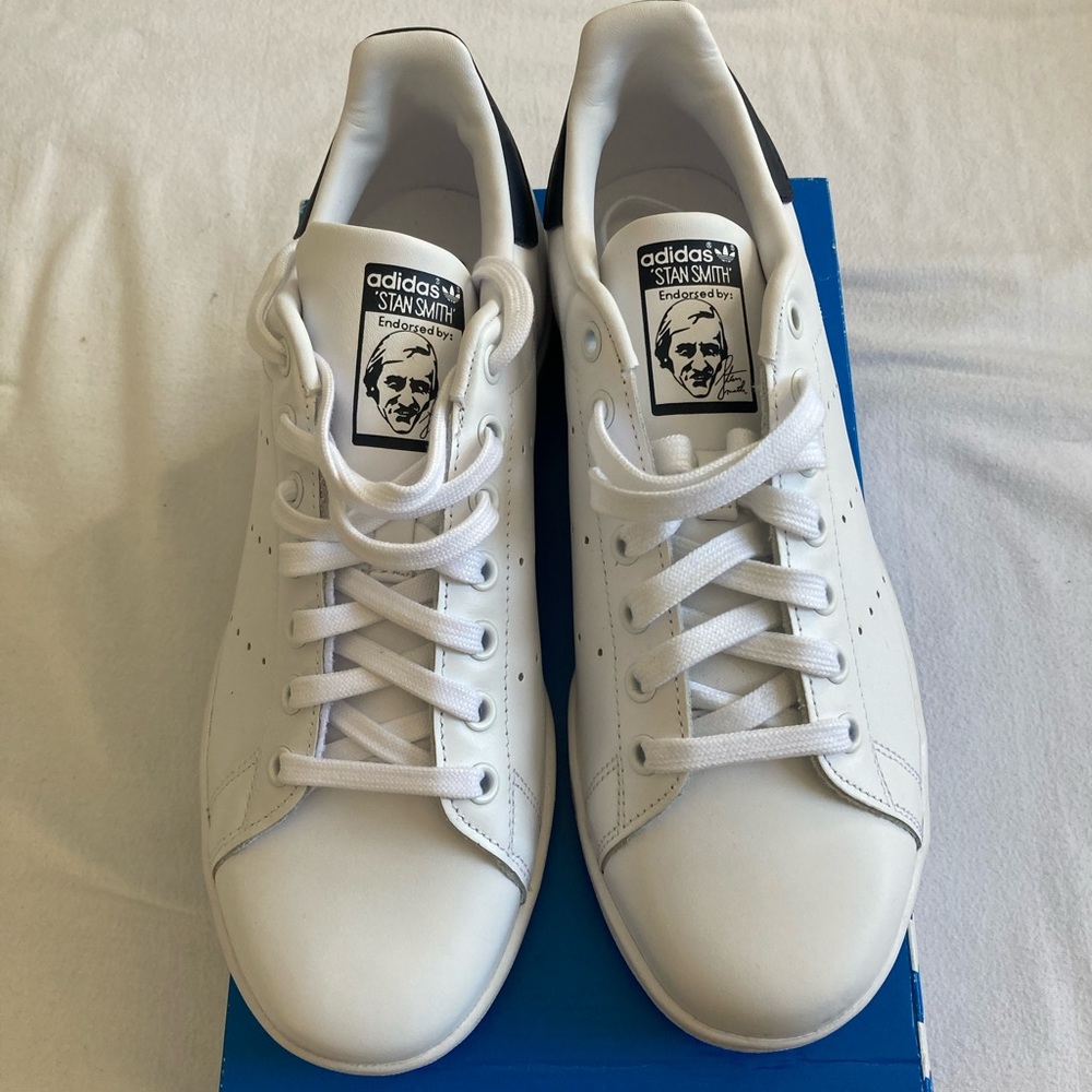 NWB blue Stan Smith sneakers, size 9.5. - Picture 3 of 9